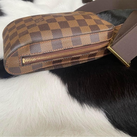 Louis Vuitton Geronimo bumbag - Picture 6 of 14